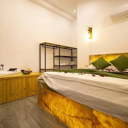 Villa Onyx-s Ferah Muhafazakar Kaş